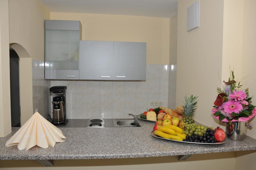 Hotel Pension Schwerin-Haus Schreiber Шверин Екстериор снимка